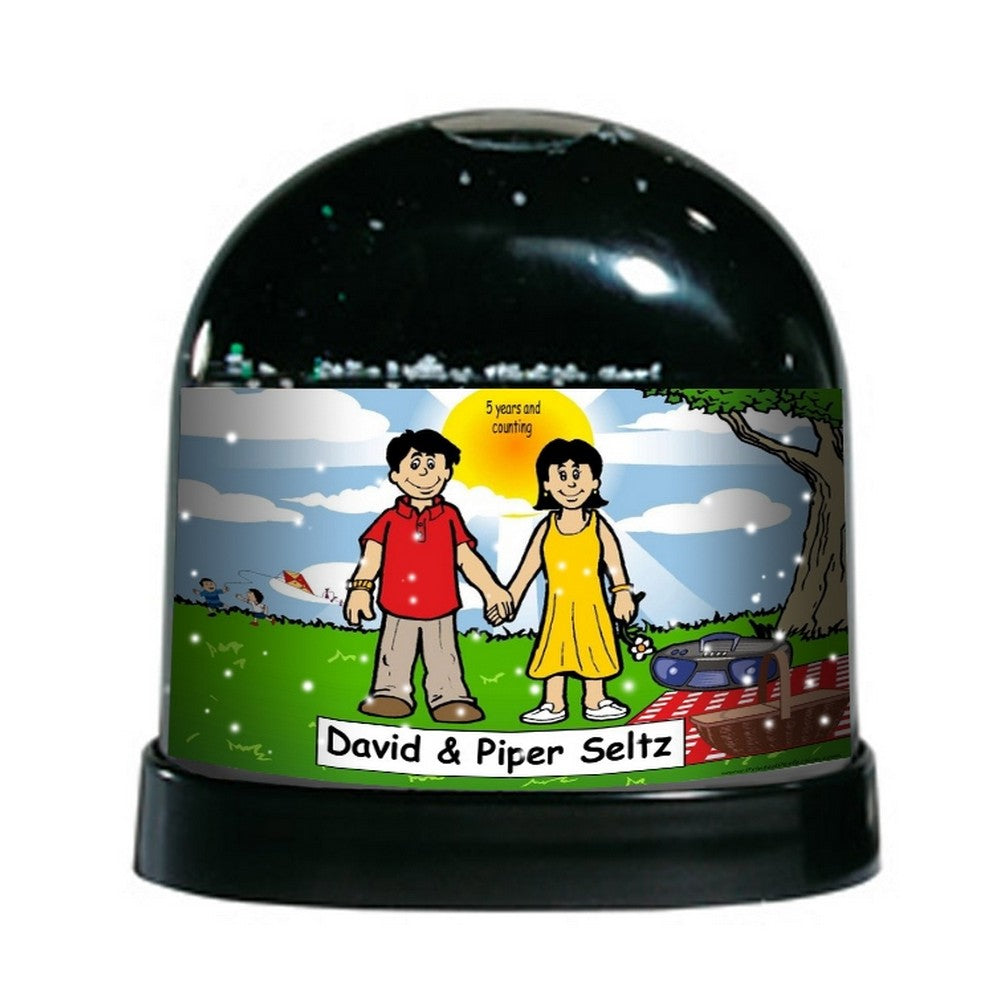 lovers-in-the-park-ntt-personalized-snow-globe